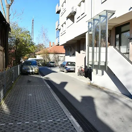 Gavra Bar Apartment